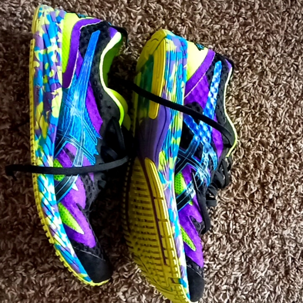 ASICS Noosa